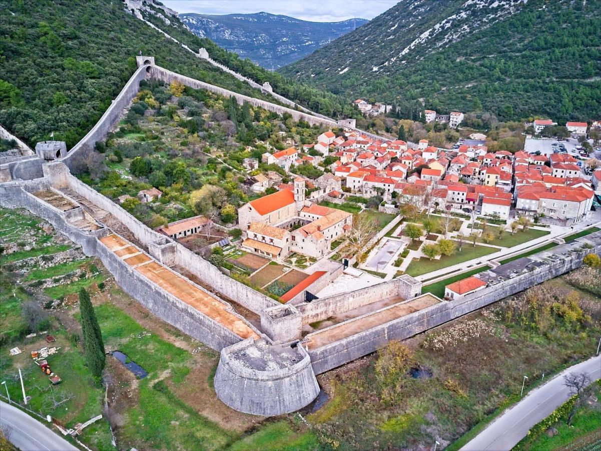 Hotel Faraon Trpanj Exteriör bild