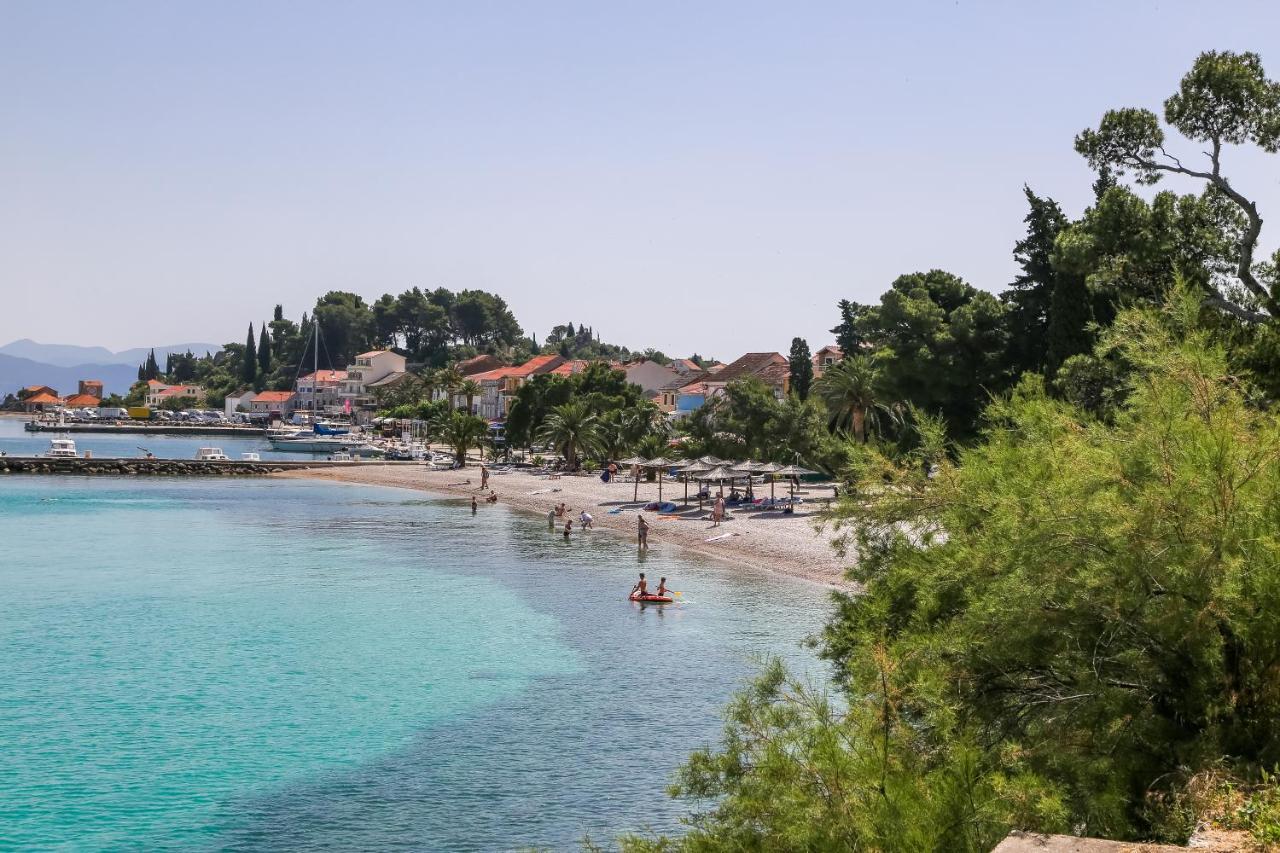 Hotel Faraon Trpanj Exteriör bild