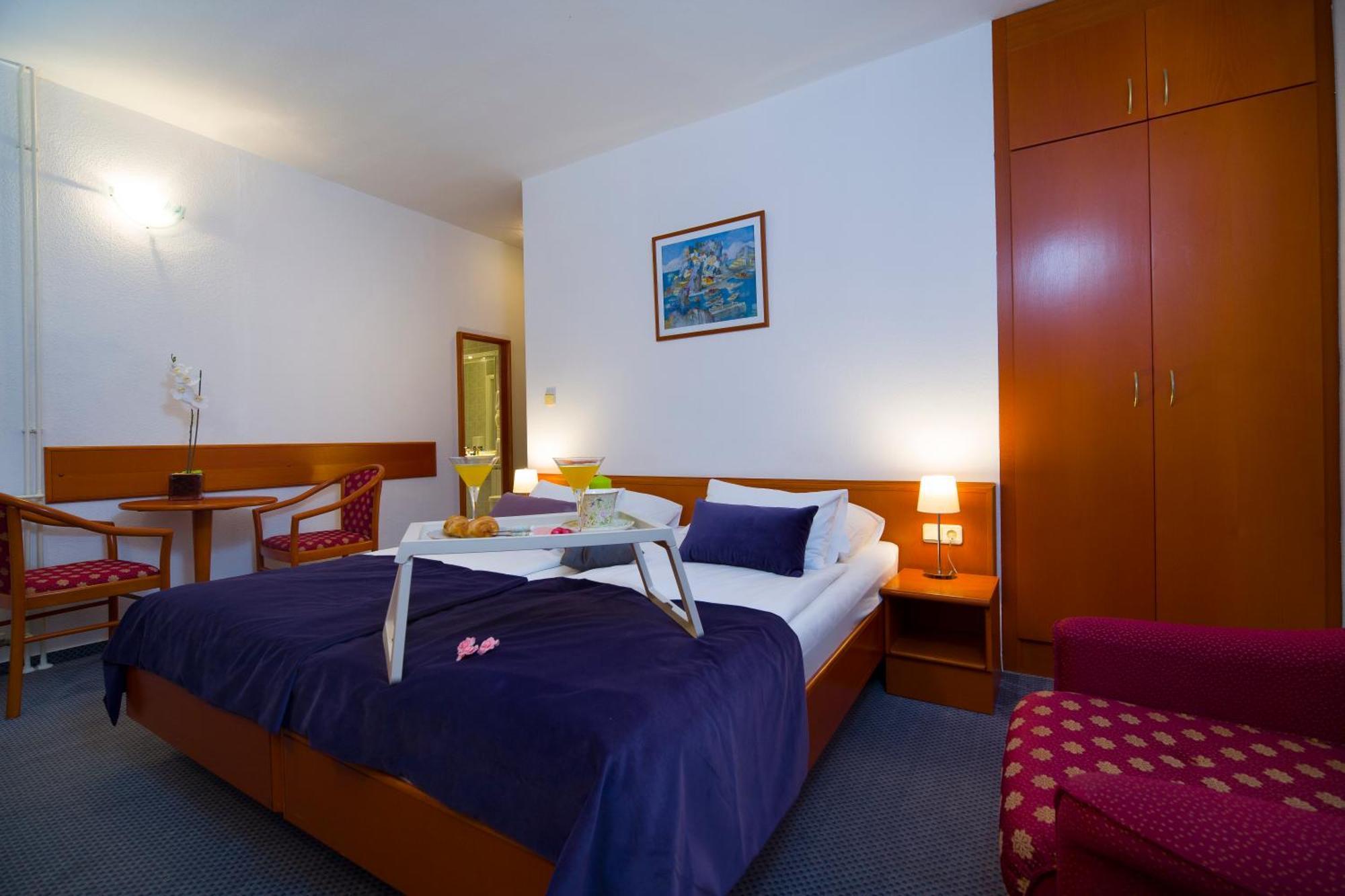Hotel Faraon Trpanj Exteriör bild